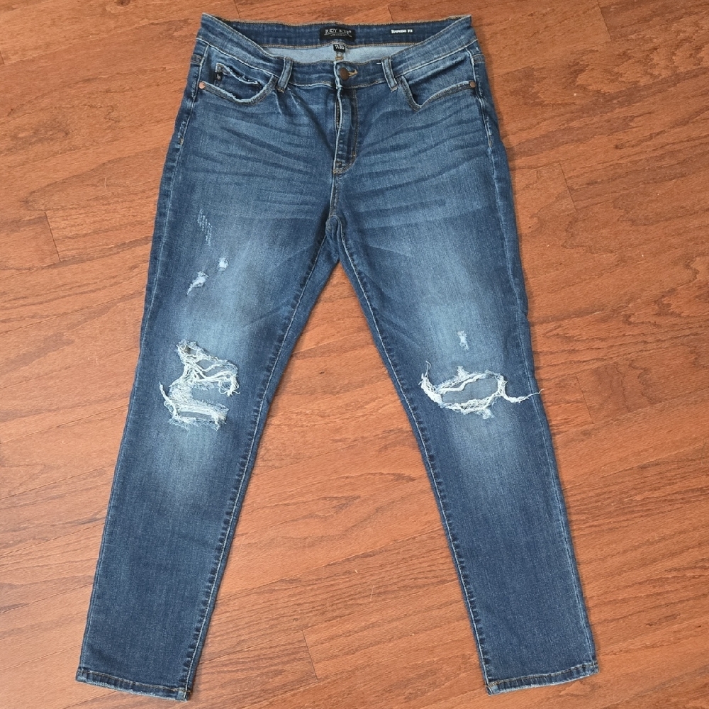 Judy Blue Dark Wash Distressed Skinny Jeans